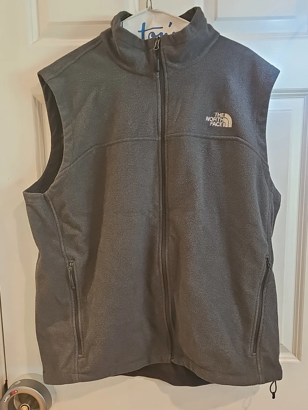 The North Face Men's Dark Gray Fleece Vest - Full Zip XL